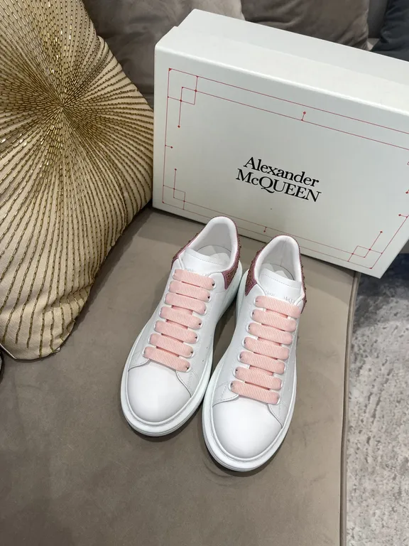 Alexander McQueen Shoe 